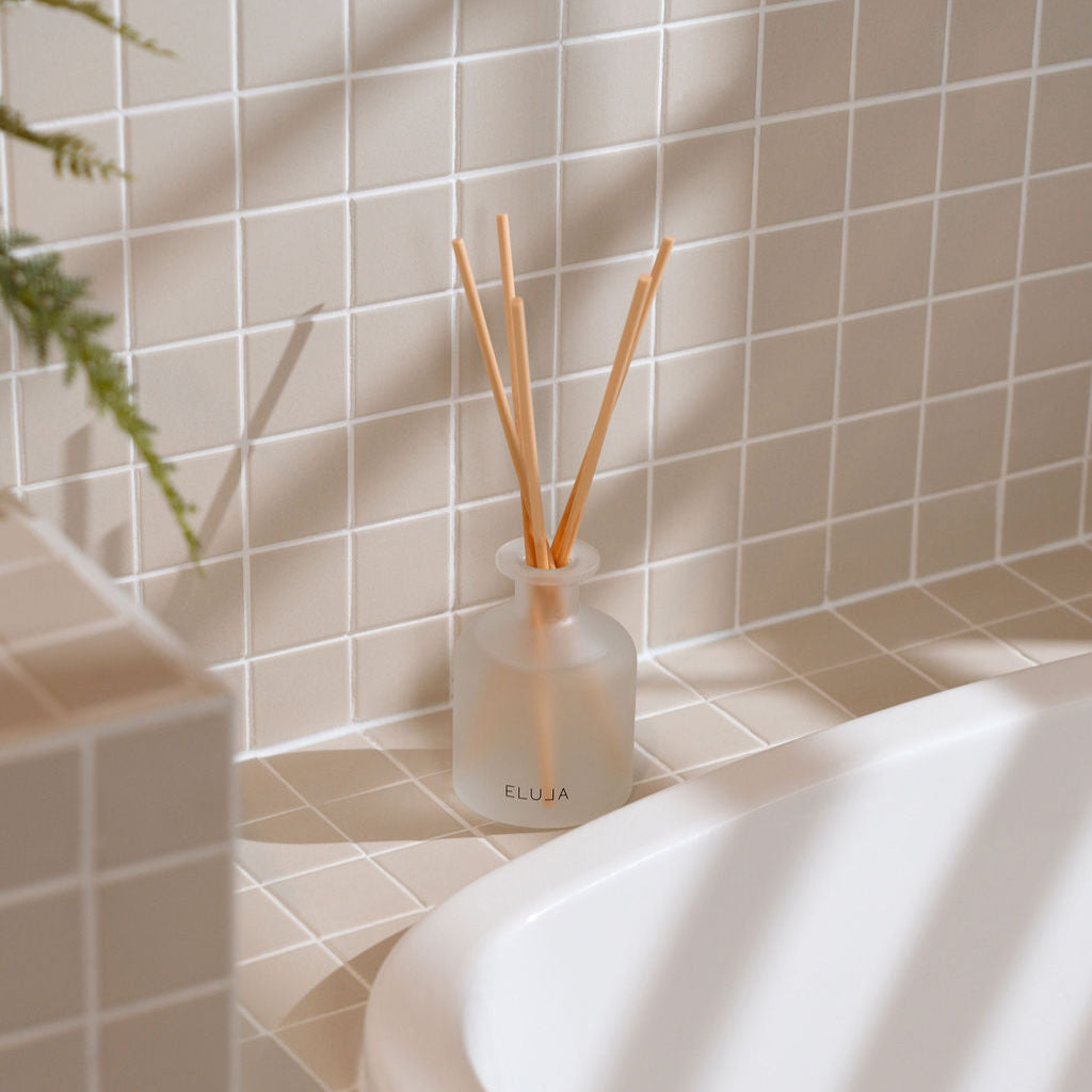 Reed Diffuser | DOUCE Diffuser in Vanilla Caramel