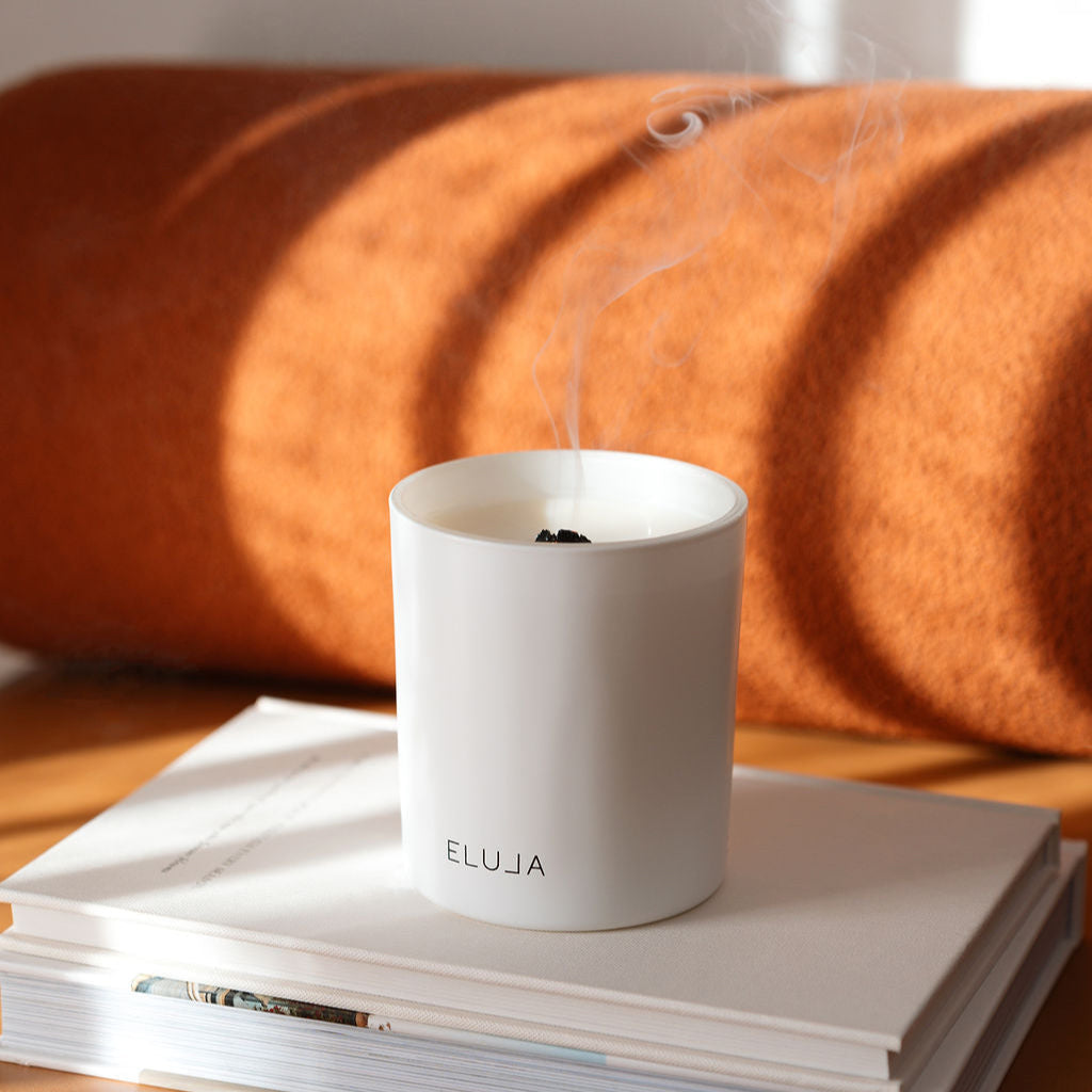 Candle | DE LOTUS Candle in Camellia & Lotus