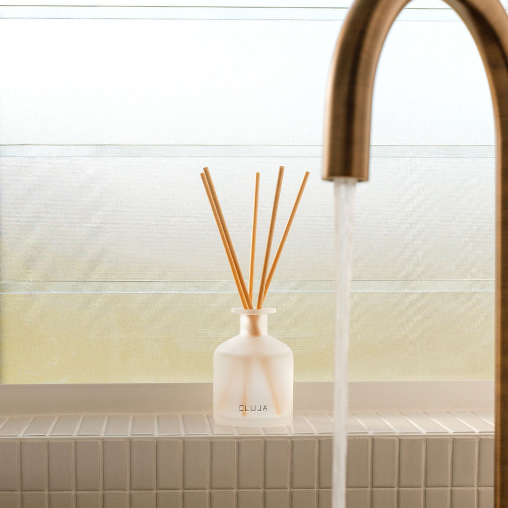 Reed Diffuser | FLEUR Diffuser in Japanese Honeysuckle